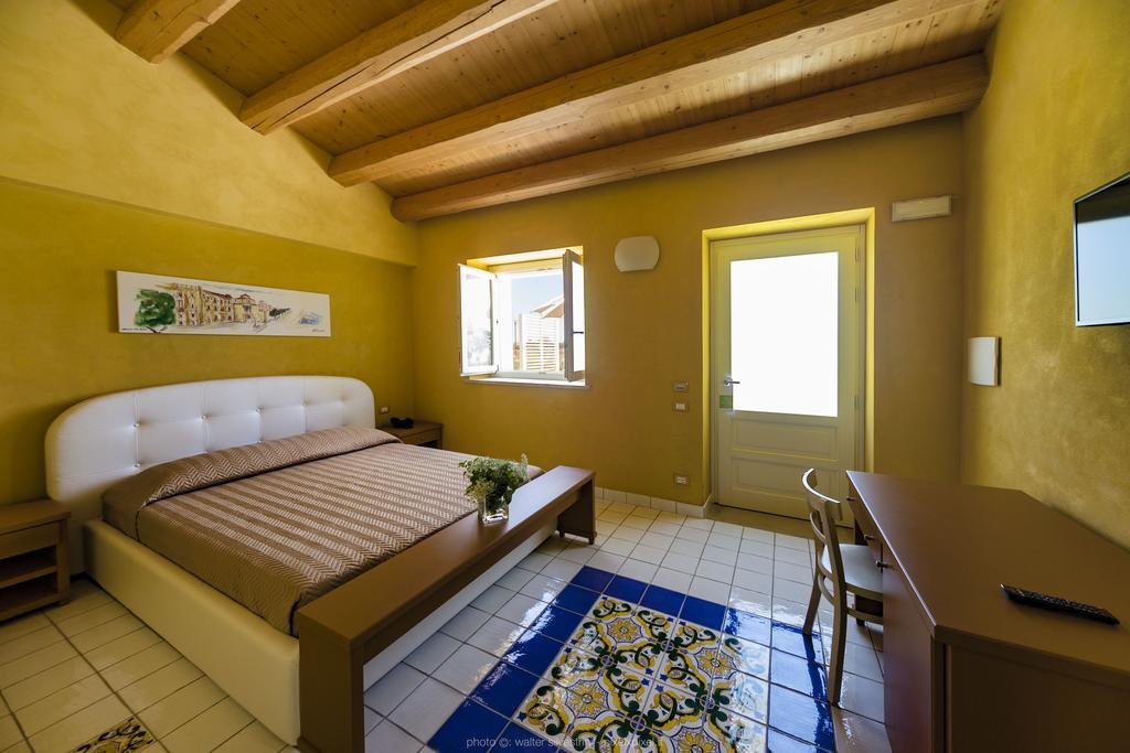 Hotel Casale Milocca Сиракузы Экстерьер фото